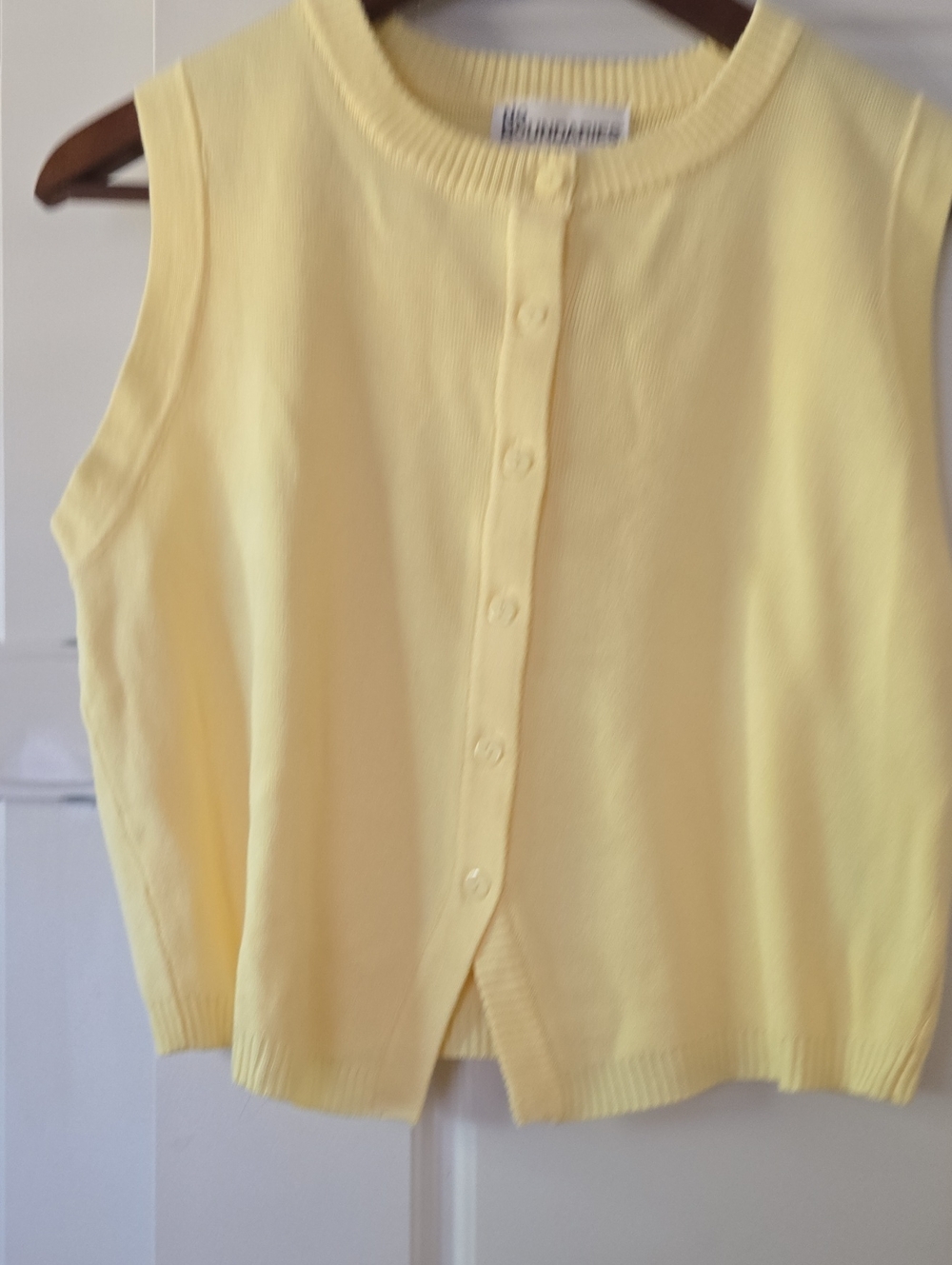 No Boundaries Pale Yellow Sleeveless Button-Front Knit Tank
